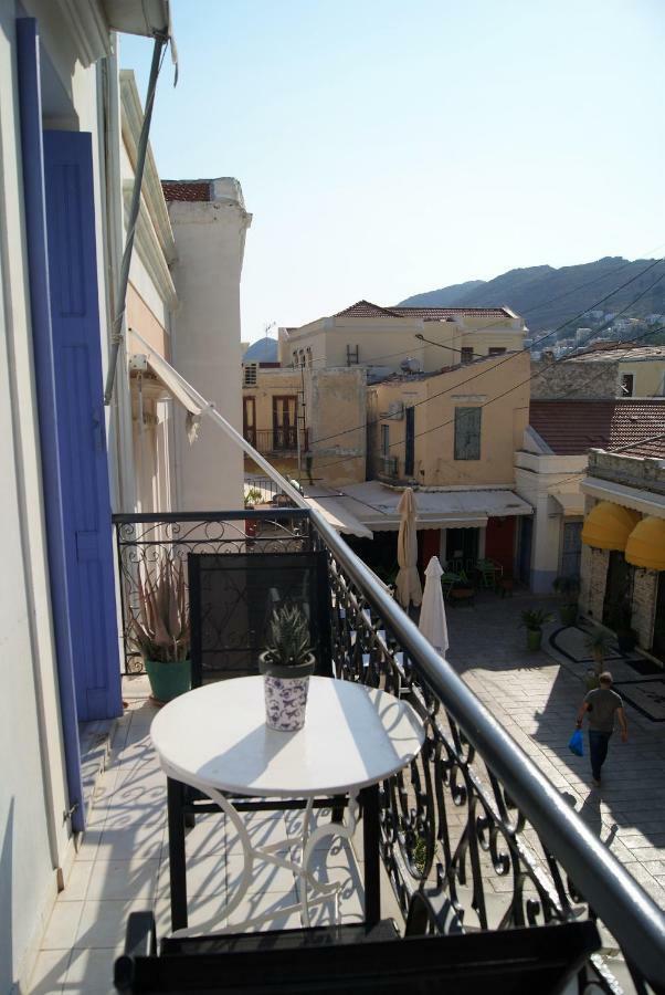 The Bougainvillea House Simi Dış mekan fotoğraf